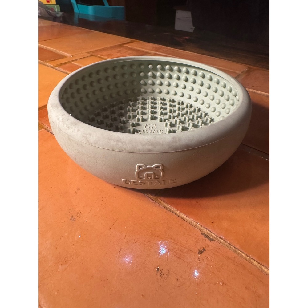 BESTALK Slow Feeder Dog Bowl Sage Green Silicone Non-Slip Pet Food Water Bowl - Picture 4 of 7